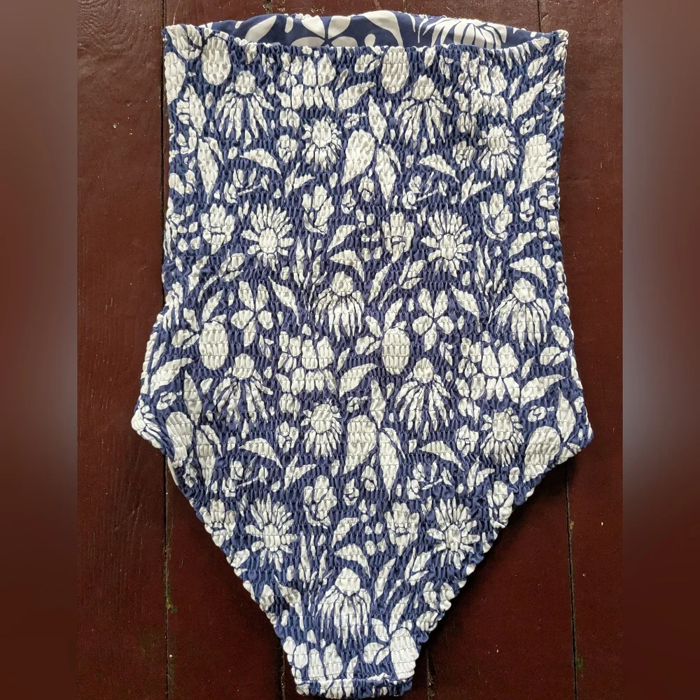 NWOT Aila Blue Costa Organic Flora Tropical Floral One-Piece Swimsuit Sz Medium